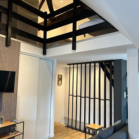 Le Repos De La Meuse Apartment Givet Exterior photo